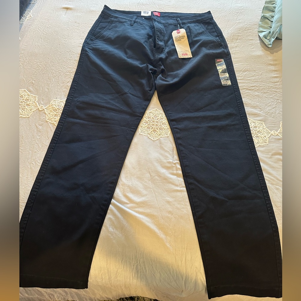 Blue Levi men’s pants